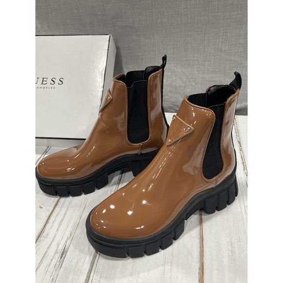 Guess Women's Hestia Lug Sole Chelsea Booties - Cognac/Black 5.5M - Picture 1 of 10